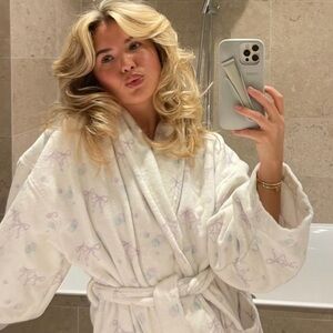 Djerf Avenue robe in bubble bliss